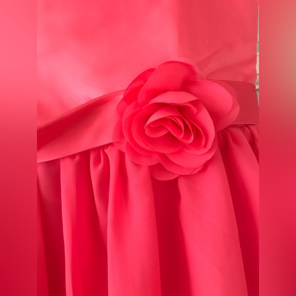 NEW! Coral size 10-11 yr girls 3D flower dress, new in bag sent from Amazon - Picture 2 of 10